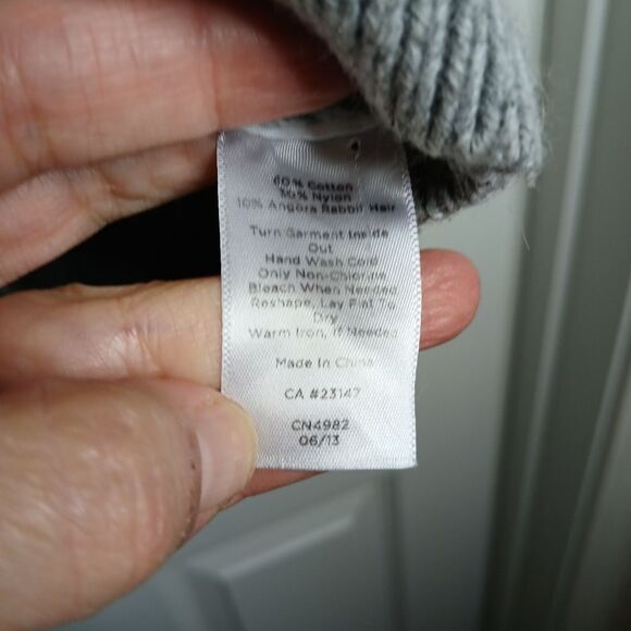 Talbots Grey Cable Knit Sweater Size Large - Picture 3 of 6